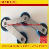 Moving Walkway Chain With Axle For 1000mm Escalator Pallet