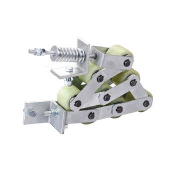 CNHC-017 escalator handrail pressure chain with 8 60x55mm rollers #1 image