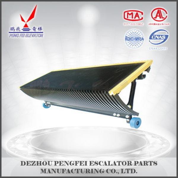 China supplier Mitsubishi stainless steel step good quality steps for escalator yellow side #1 image