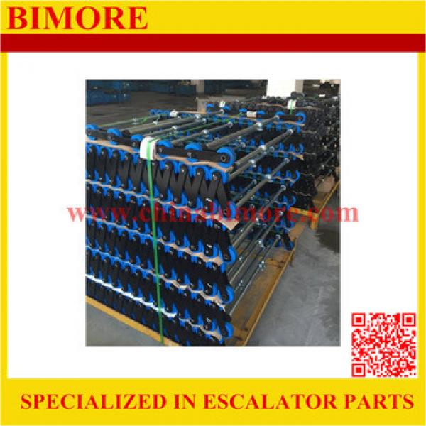 Pitch 135, P135 BIMORE pallet chain for walkway/travelator #1 image